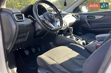 Позашляховик / Кросовер Nissan Qashqai 2018 в  фото 27 Позашляховик / Кросовер Nissan Qashqai 2018 в