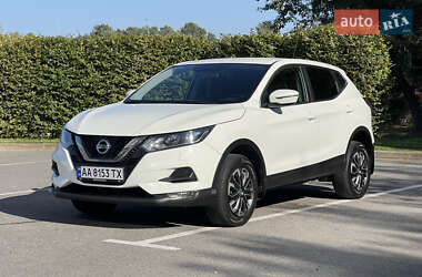 Позашляховик / Кросовер Nissan Qashqai 2018 в  фото 63 Позашляховик / Кросовер Nissan Qashqai 2018 в