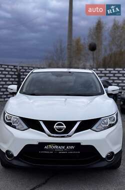 Внедорожник / Кроссовер Nissan Qashqai 2017 в 