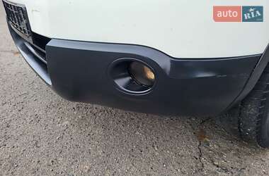 Внедорожник / Кроссовер Nissan Qashqai 2010 в 