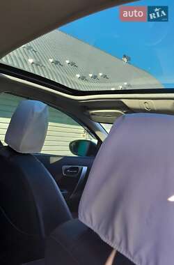 Позашляховик / Кросовер Nissan Qashqai 2012 в 