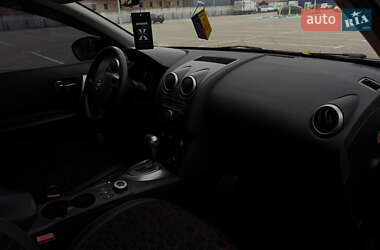 Внедорожник / Кроссовер Nissan Qashqai 2008 в 