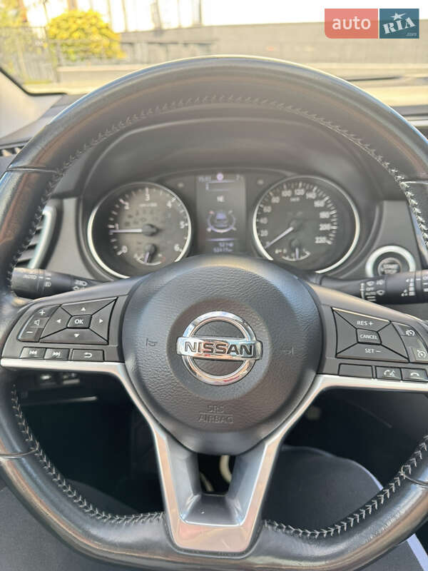 Внедорожник / Кроссовер Nissan Qashqai 2017 в Ивано-Франковске фото 4 Внедорожник / Кроссовер Nissan Qashqai 2017 в Ивано-Франковске