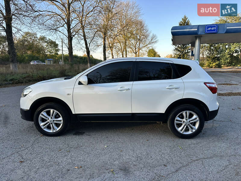 Внедорожник / Кроссовер Nissan Qashqai 2010 в Кицмани фото 17 Внедорожник / Кроссовер Nissan Qashqai 2010 в Кицмани