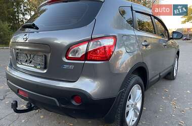 Внедорожник / Кроссовер Nissan Qashqai 2012 в 