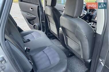 Внедорожник / Кроссовер Nissan Qashqai 2012 в 