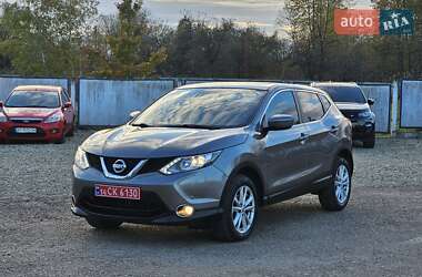 Позашляховик / Кросовер Nissan Qashqai 2015 в Калуші