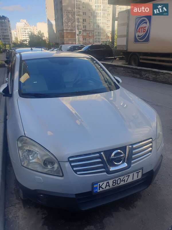 Внедорожник / Кроссовер Nissan Qashqai 2008 в 