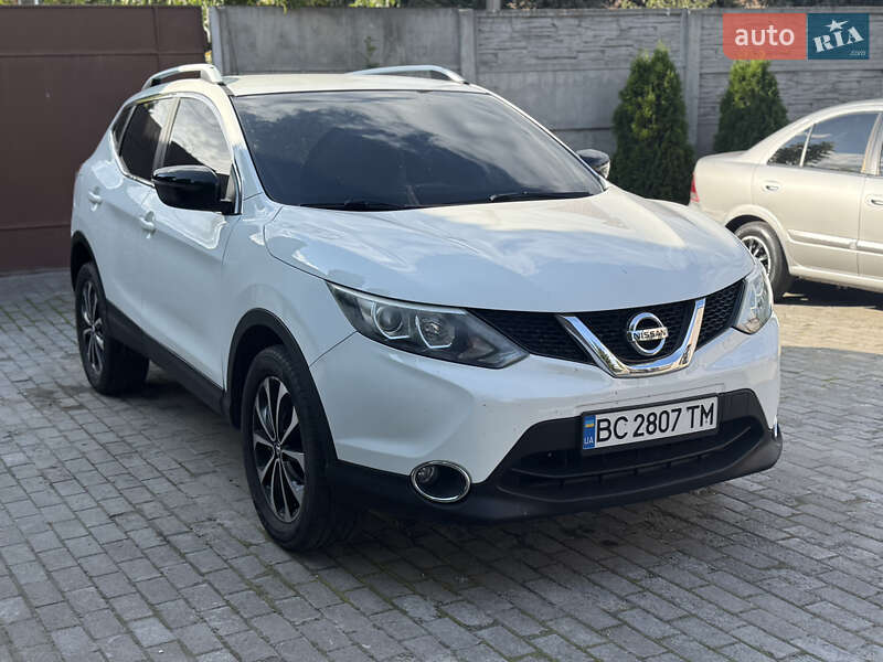 Внедорожник / Кроссовер Nissan Qashqai 2015 в Львове