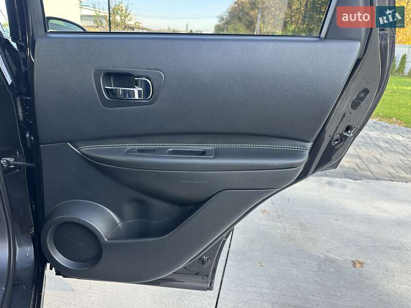 Внедорожник / Кроссовер Nissan Qashqai 2010 в Луцке