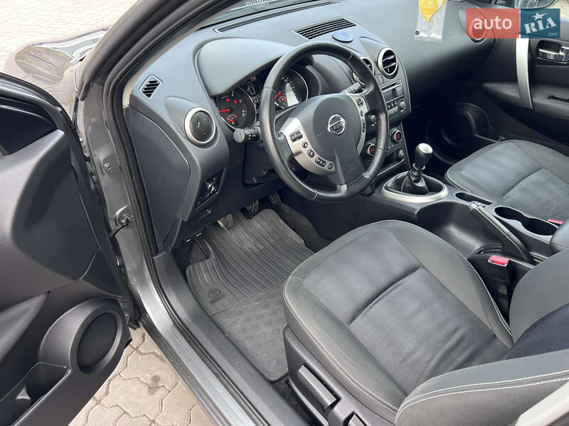 Внедорожник / Кроссовер Nissan Qashqai 2011 в Нововолынске