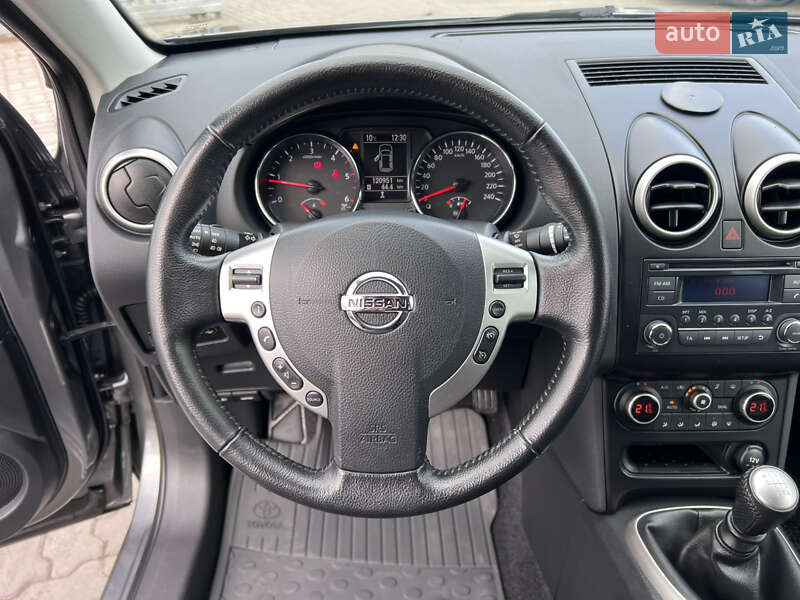 Внедорожник / Кроссовер Nissan Qashqai 2011 в Нововолынске