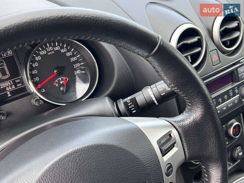 Внедорожник / Кроссовер Nissan Qashqai 2011 в Нововолынске