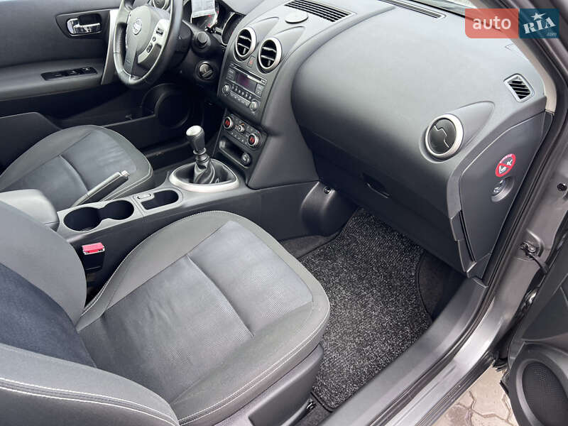 Внедорожник / Кроссовер Nissan Qashqai 2011 в Нововолынске