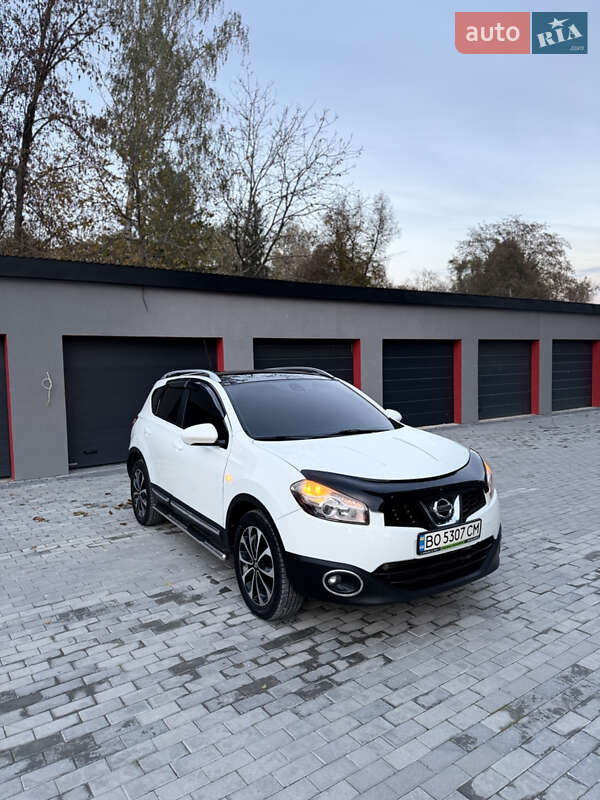 Внедорожник / Кроссовер Nissan Qashqai 2010 в Борщеве