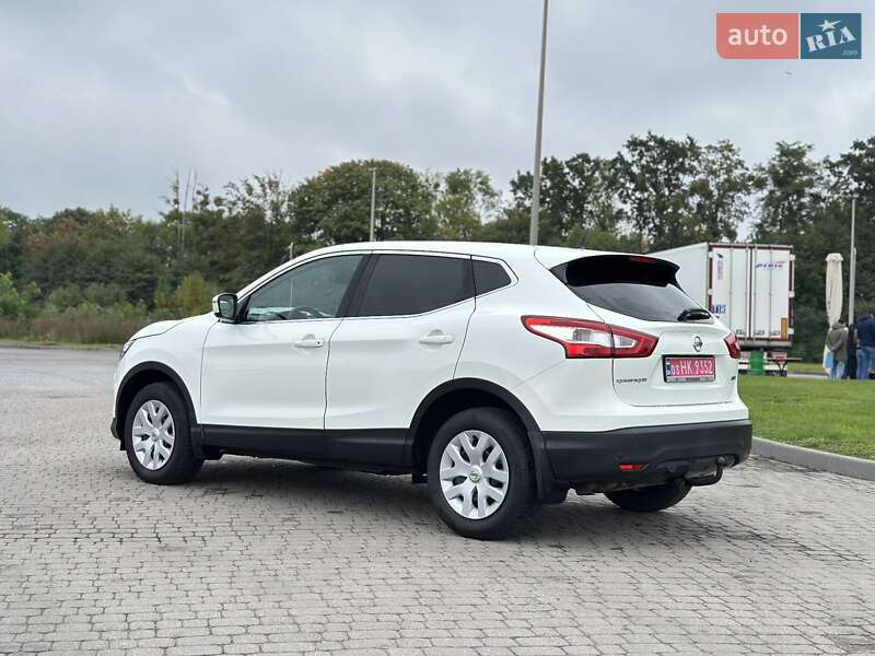 Внедорожник / Кроссовер Nissan Qashqai 2015 в Радивилове фото 12 Внедорожник / Кроссовер Nissan Qashqai 2015 в Радивилове