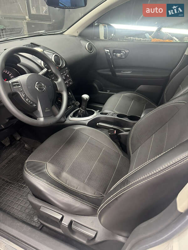 Внедорожник / Кроссовер Nissan Qashqai 2012 в Сумах