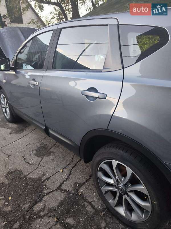 Позашляховик / Кросовер Nissan Qashqai 2008 в Черкасах