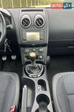 Внедорожник / Кроссовер Nissan Qashqai 2013 в 