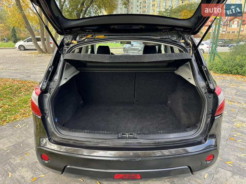 Внедорожник / Кроссовер Nissan Qashqai 2013 в Львове