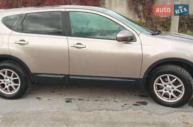 Позашляховик / Кросовер Nissan Qashqai 2008 в 