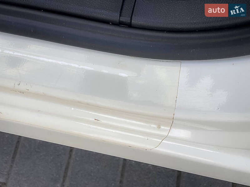 Позашляховик / Кросовер Nissan Qashqai 2011 в Дніпрі фото 26 Позашляховик / Кросовер Nissan Qashqai 2011 в Дніпрі