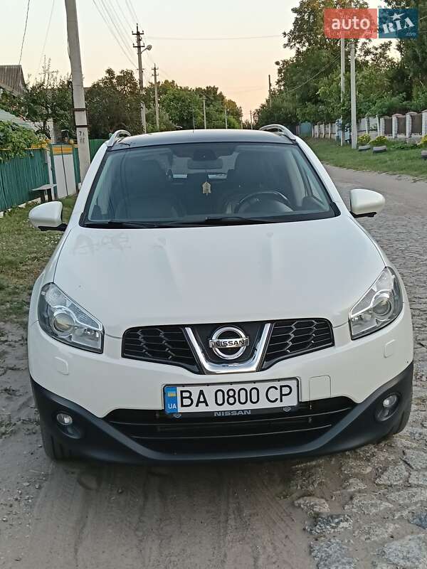 Внедорожник / Кроссовер Nissan Qashqai 2013 в Александровке фото 3 Внедорожник / Кроссовер Nissan Qashqai 2013 в Александровке