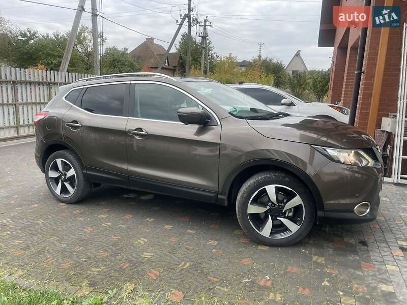 Позашляховик / Кросовер Nissan Qashqai 2015 в Луцьку фото 5 Позашляховик / Кросовер Nissan Qashqai 2015 в Луцьку