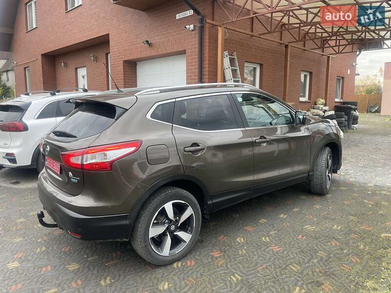 Позашляховик / Кросовер Nissan Qashqai 2015 в Луцьку фото 7 Позашляховик / Кросовер Nissan Qashqai 2015 в Луцьку