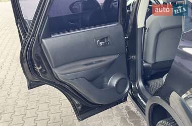 Внедорожник / Кроссовер Nissan Qashqai 2011 в 