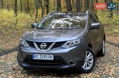 Внедорожник / Кроссовер Nissan Qashqai 2015 в 