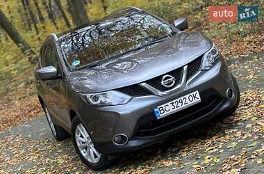 Внедорожник / Кроссовер Nissan Qashqai 2015 в 
