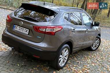 Внедорожник / Кроссовер Nissan Qashqai 2015 в 