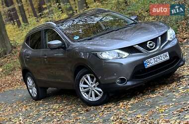 Внедорожник / Кроссовер Nissan Qashqai 2015 в 