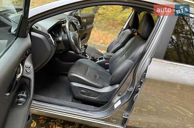 Внедорожник / Кроссовер Nissan Qashqai 2015 в 
