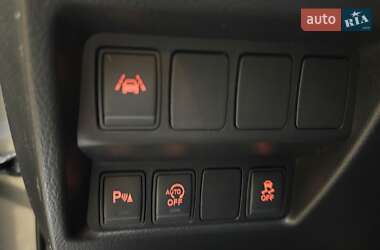 Внедорожник / Кроссовер Nissan Qashqai 2015 в 