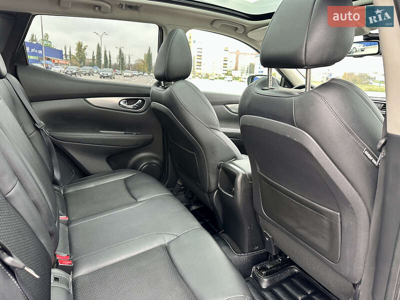 Позашляховик / Кросовер Nissan Qashqai 2017 в Кам'янець-Подільському