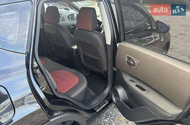 Внедорожник / Кроссовер Nissan Qashqai 2007 в 