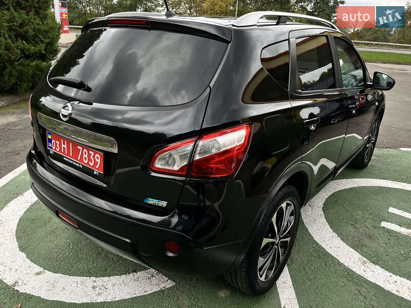 Внедорожник / Кроссовер Nissan Qashqai 2011 в Млинове