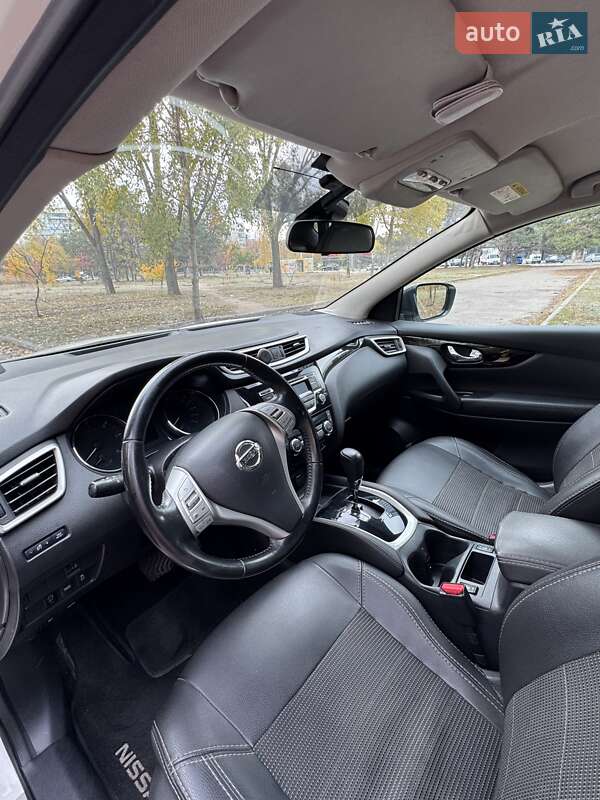 Внедорожник / Кроссовер Nissan Qashqai 2017 в Днепре