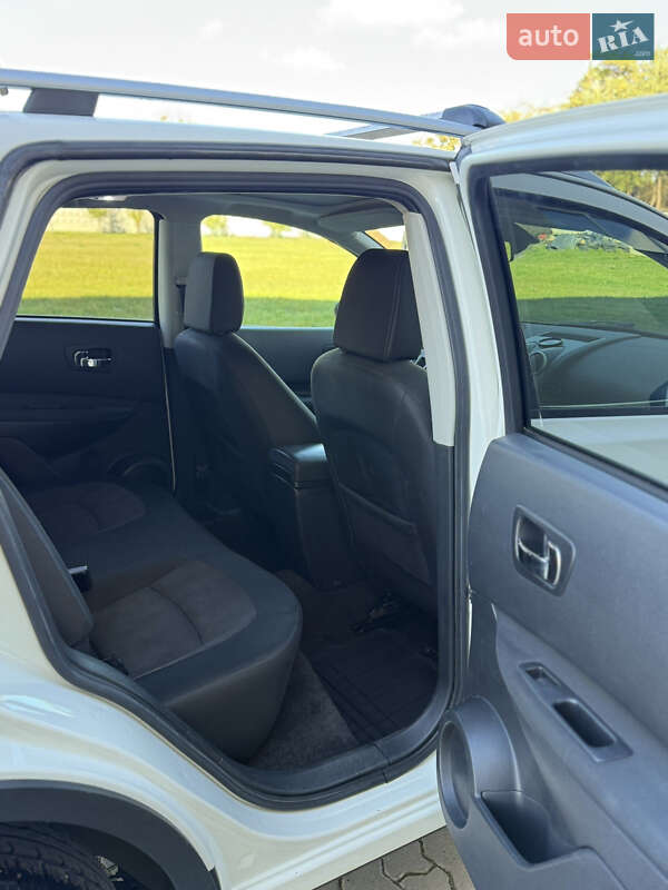 Внедорожник / Кроссовер Nissan Qashqai 2010 в Радехове