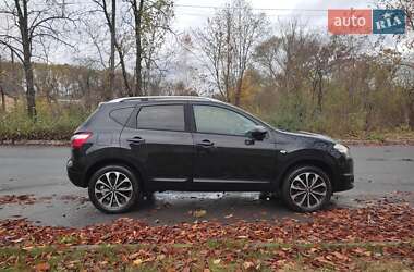 Позашляховик / Кросовер Nissan Qashqai 2012 в  фото 8 Позашляховик / Кросовер Nissan Qashqai 2012 в