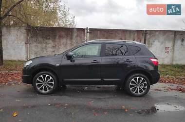 Позашляховик / Кросовер Nissan Qashqai 2012 в  фото 10 Позашляховик / Кросовер Nissan Qashqai 2012 в