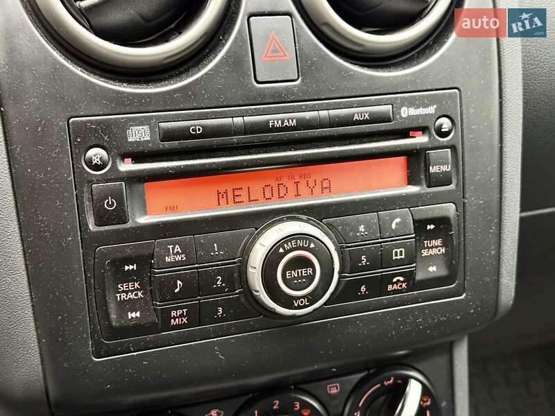 Внедорожник / Кроссовер Nissan Qashqai 2012 в Харькове