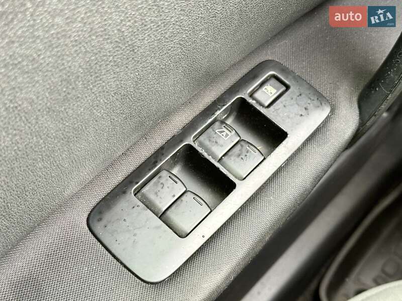 Внедорожник / Кроссовер Nissan Qashqai 2012 в Харькове