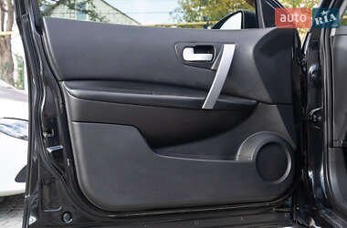 Позашляховик / Кросовер Nissan Qashqai 2008 в  фото 14 Позашляховик / Кросовер Nissan Qashqai 2008 в