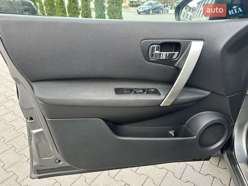 Позашляховик / Кросовер Nissan Qashqai 2011 в Хмельницькому фото 16 Позашляховик / Кросовер Nissan Qashqai 2011 в Хмельницькому