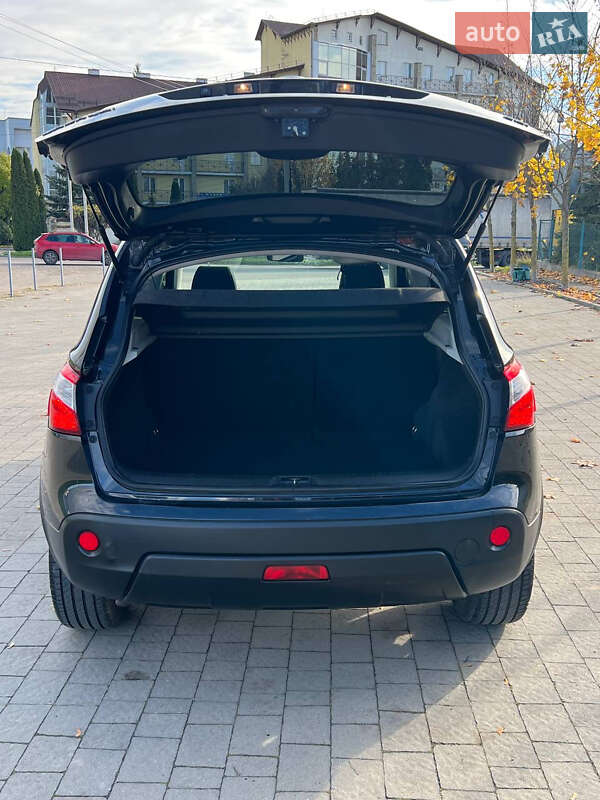 Внедорожник / Кроссовер Nissan Qashqai 2012 в Львове