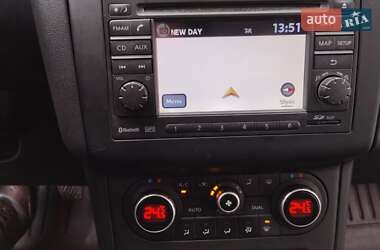 Внедорожник / Кроссовер Nissan Qashqai 2012 в 
