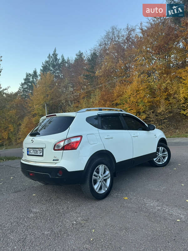 Позашляховик / Кросовер Nissan Qashqai 2011 в Долині